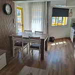 Oasis Apartment, Da Rocha *