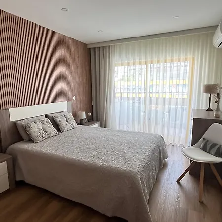 Oasis Apartment, Da Rocha 포티마오