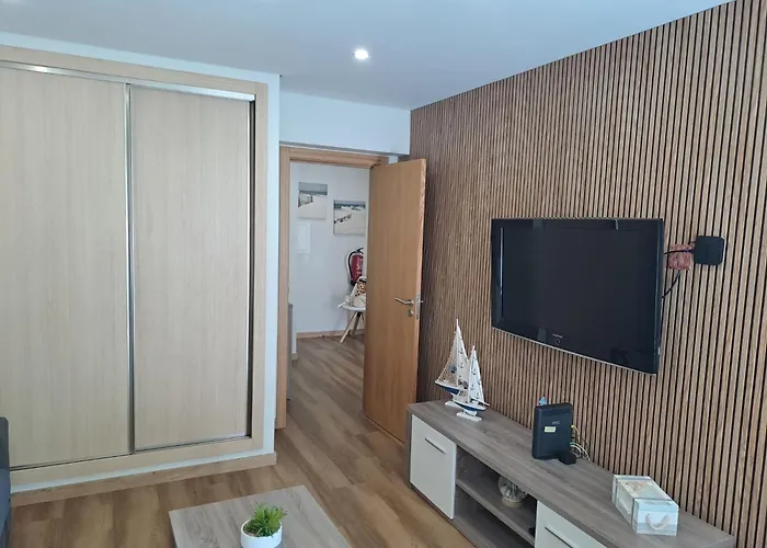 Oasis Apartment, Da Rocha *