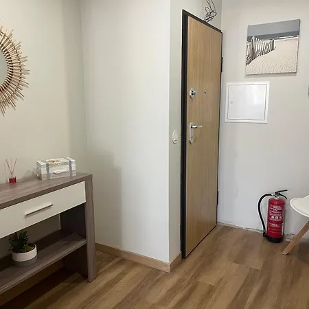 Oasis Apartment, Da Rocha *