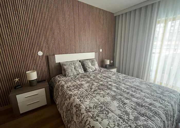 Oasis Apartment, Da Rocha